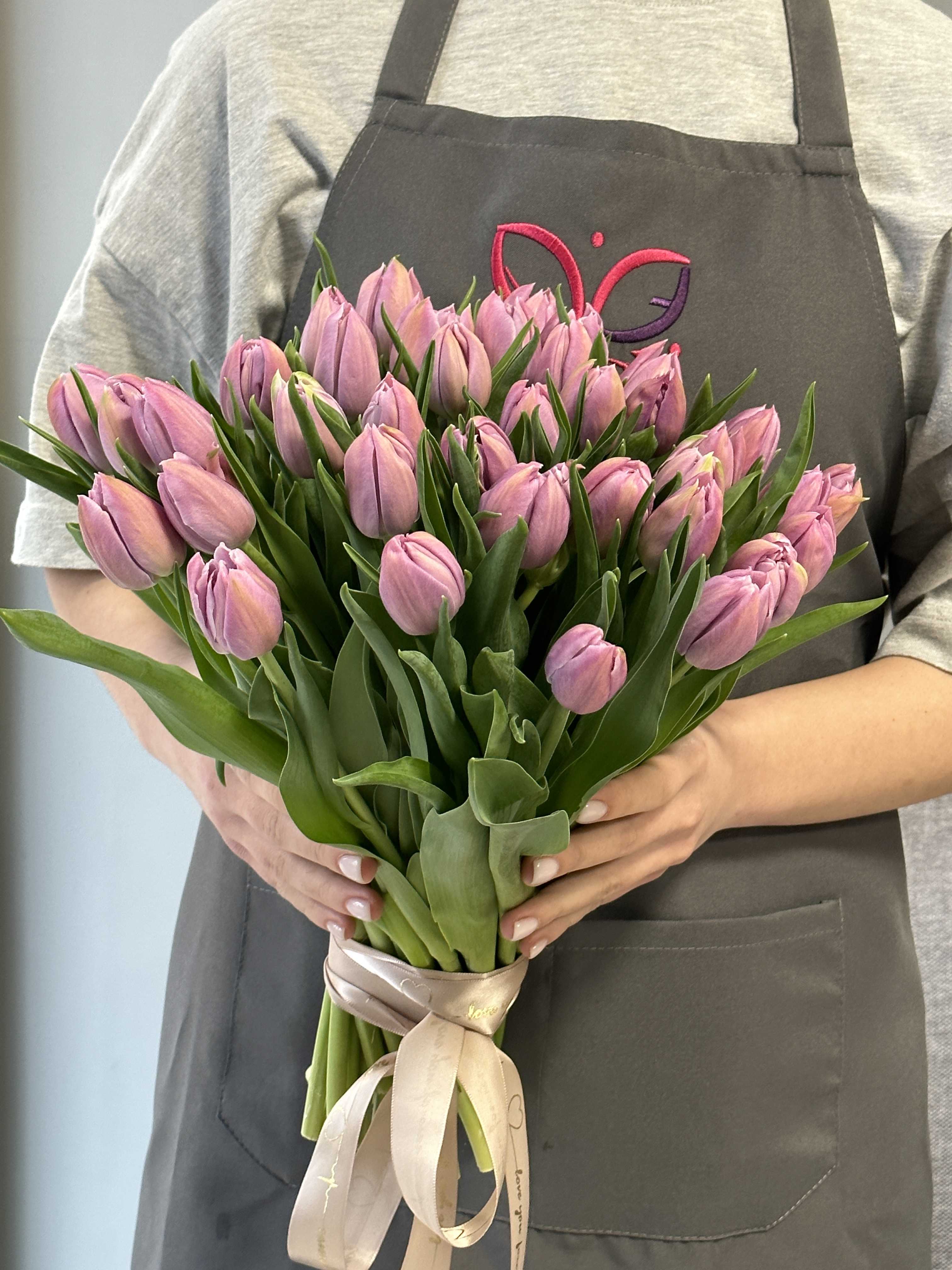 Букет из тюльпанов Кретей: весна каждый день buket-iz-tyulypanov-kretey:-vesna-kazhdyy-deny