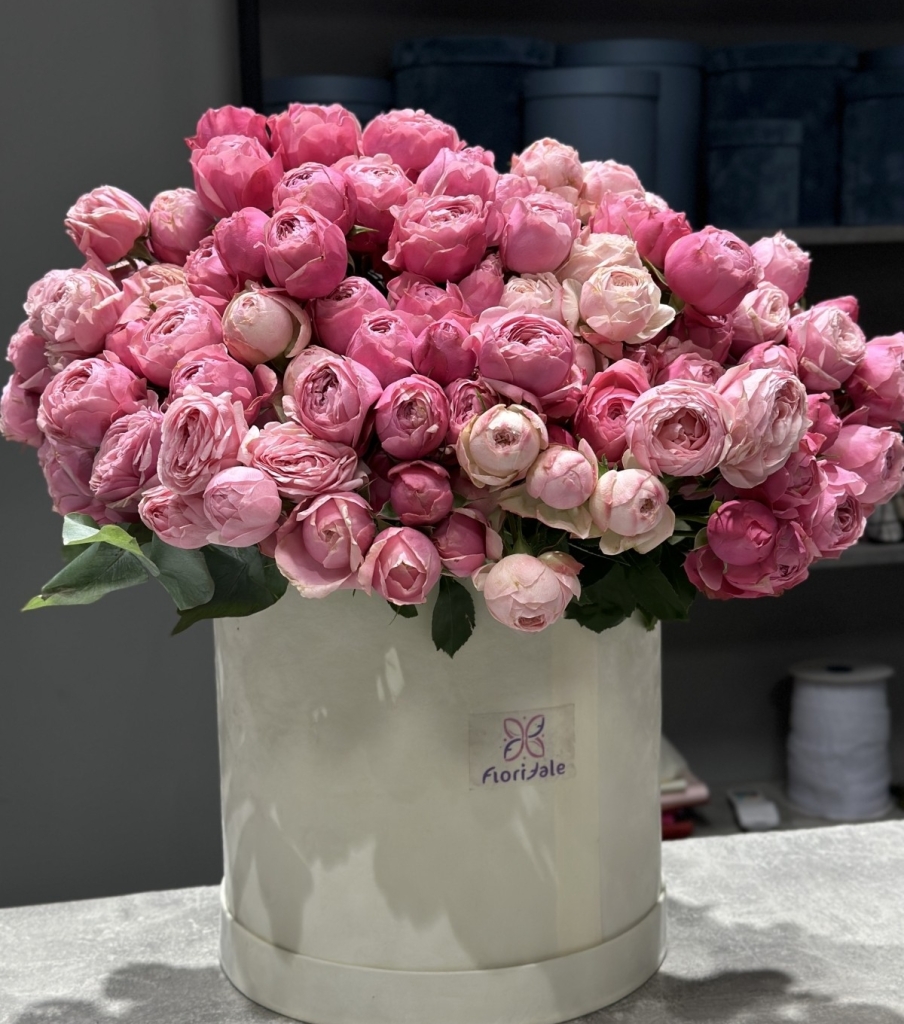 Композиция в коробке Кэнди: так и хочется съесть kompozitsiya-v-korobke-kendi:-tak-i-hochetsya-siesty