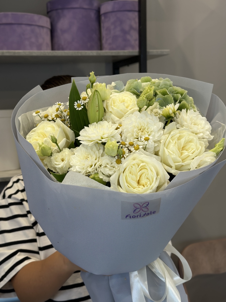 Классический букет Лакки: величие природы klassicheskiy-buket-lakki:-velichie-prirody