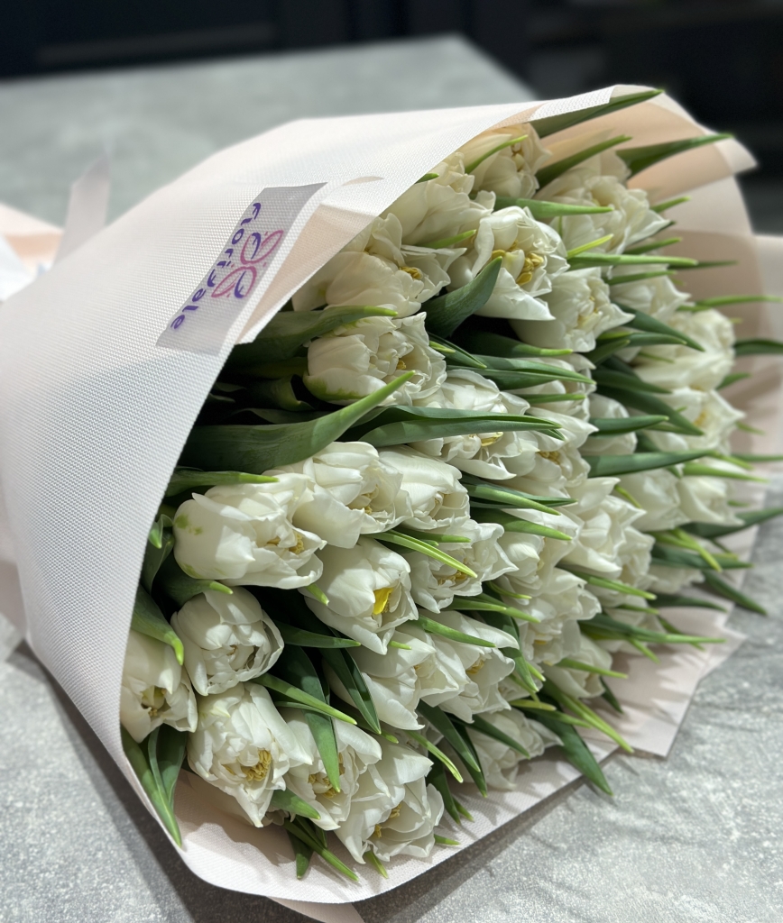 Букет тюльпанов Жемчуг: сияние утончённости buket-tyulypanov-zhemchug:-siyanie-utonchennosti