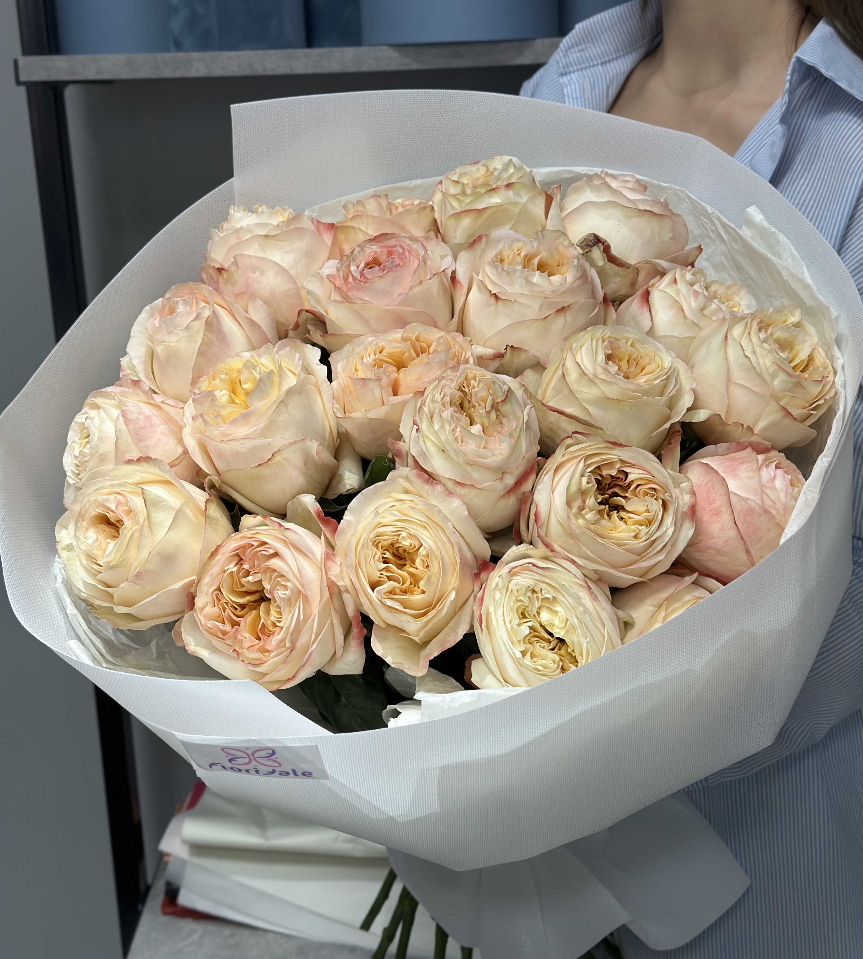 Букет из роз Карамель: нотки сладости в букете buket-iz-roz-karamely:-notki-sladosti-v-bukete